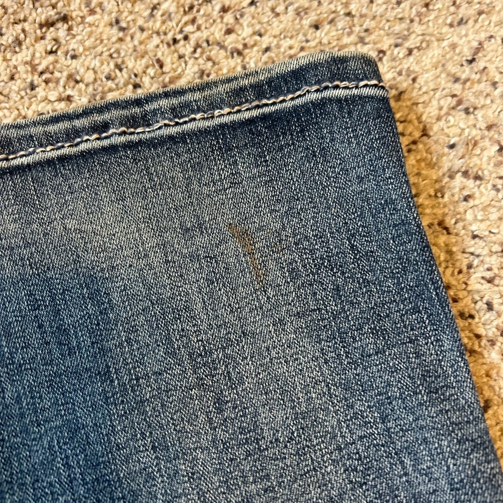 Dark Wash Embellished Pocket Women’s Jeans - Picture 6 of 6